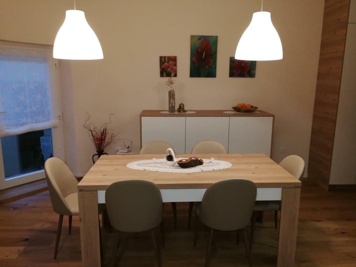 Apartment Karin Rijeka Buitenkant foto